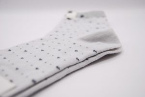 Calcetín orejitas panda gris
